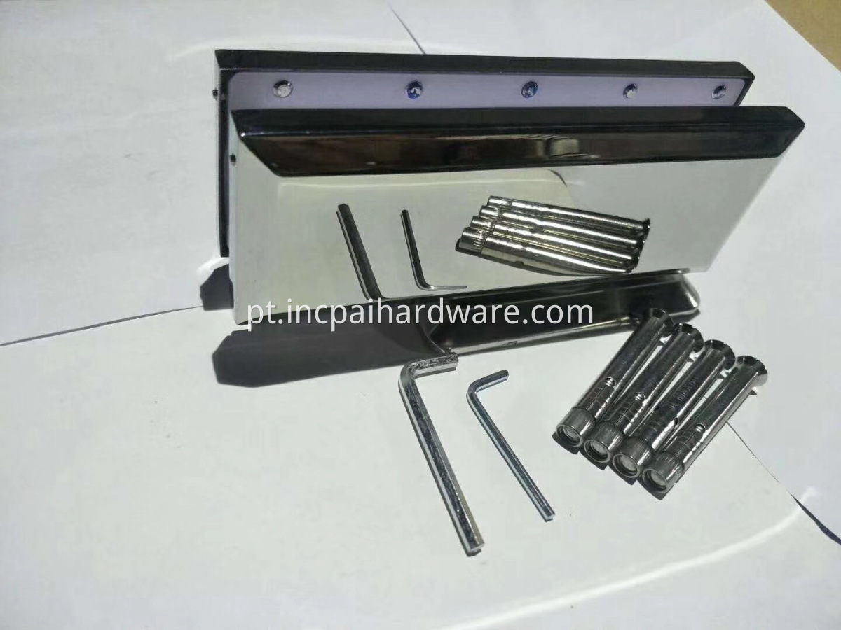 No digging floor hinge